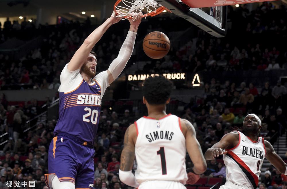 样形容贝卢 样形容贝卢